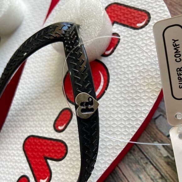 Harajuku Lovers by Gwen Stefani LOVE Flip Flops - Picture 5 of 5